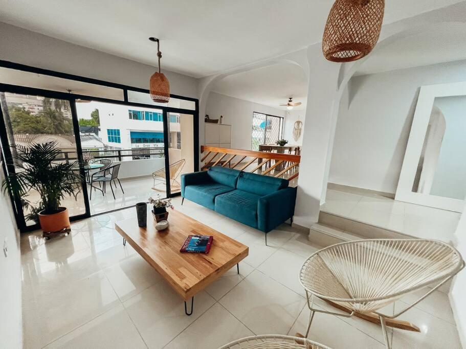 Amplio Bocagrande Apartment *